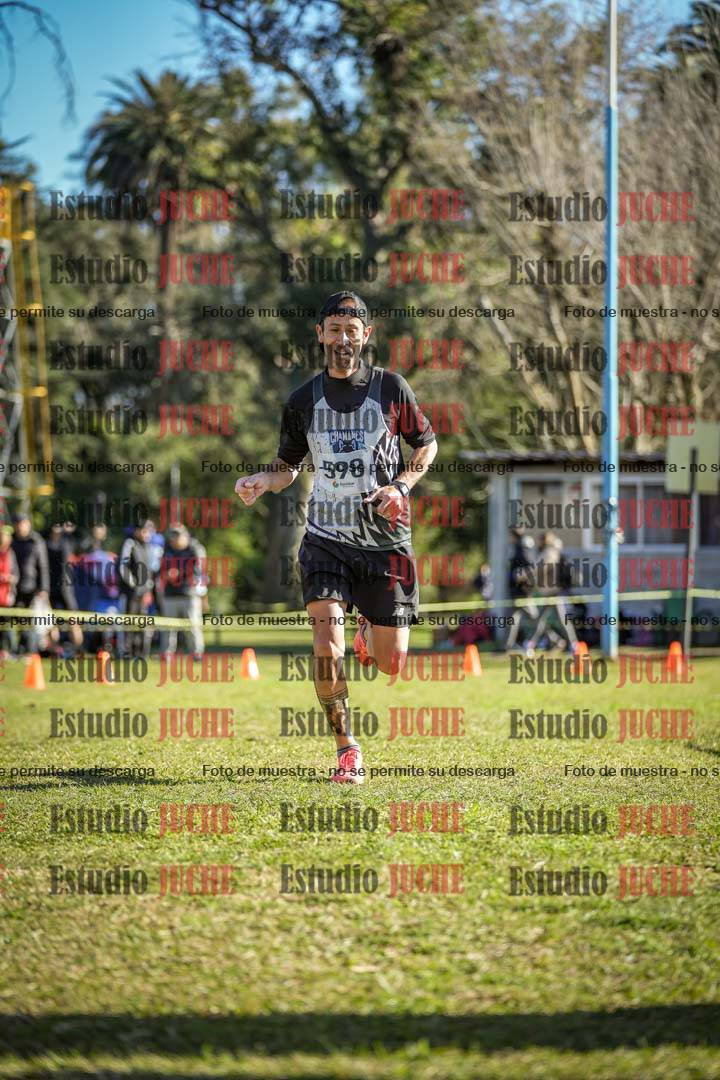Fotos de la llegada del cross de 4000 m - varones