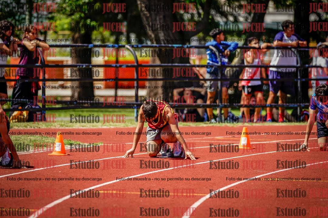 Fotos de los 200 m llanos de varones