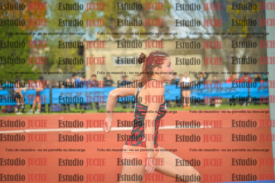 Fotos del salto en alto de mujeres