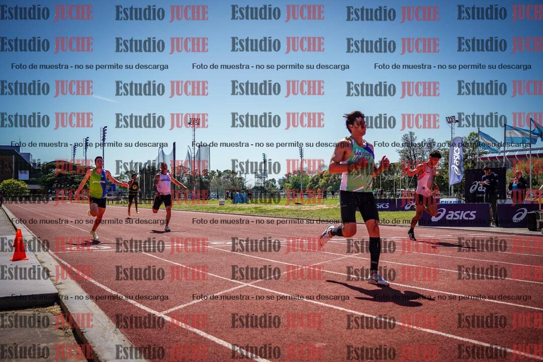 Fotos de los 200 m llanos de varones