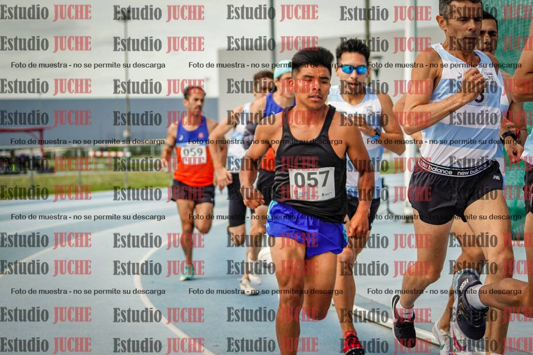 Fotos de los 1000 m llanos de varones