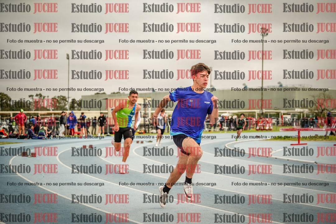 Fotos de los 400 m llanos de varones