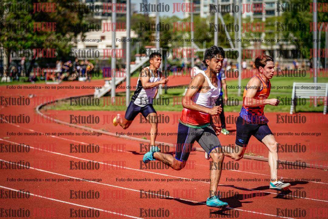 Fotos de los 200 m llanos de varones