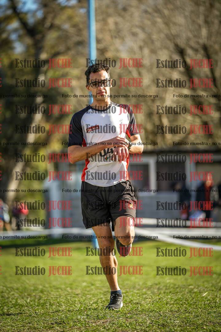 Fotos de la llegada del cross de 4000 m - varones