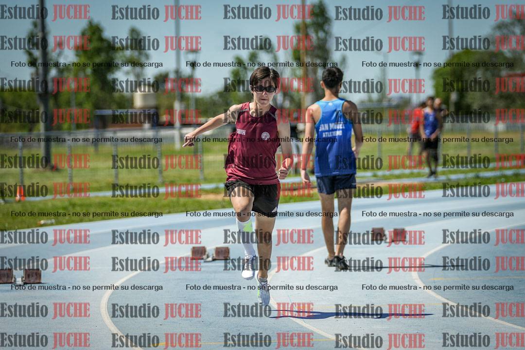 Fotos de los 200 m llanos de varones