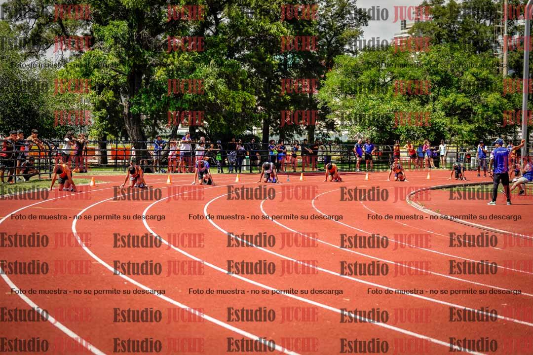 Fotos de los 200 m llanos de varones