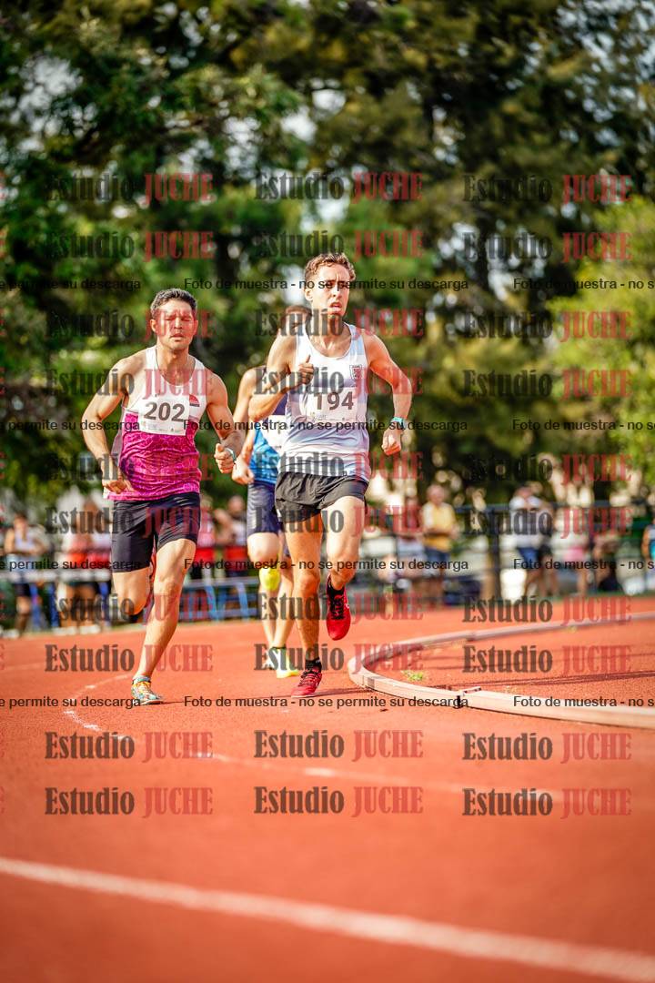 Fotos de los 3000 m llanos de varones