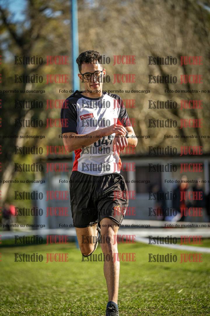 Fotos de la llegada del cross de 4000 m - varones