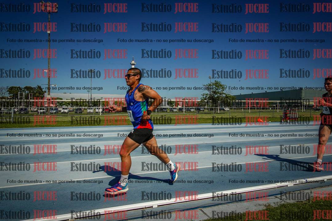 Fotos de los 5000 m de mujeres y varones - serie 2