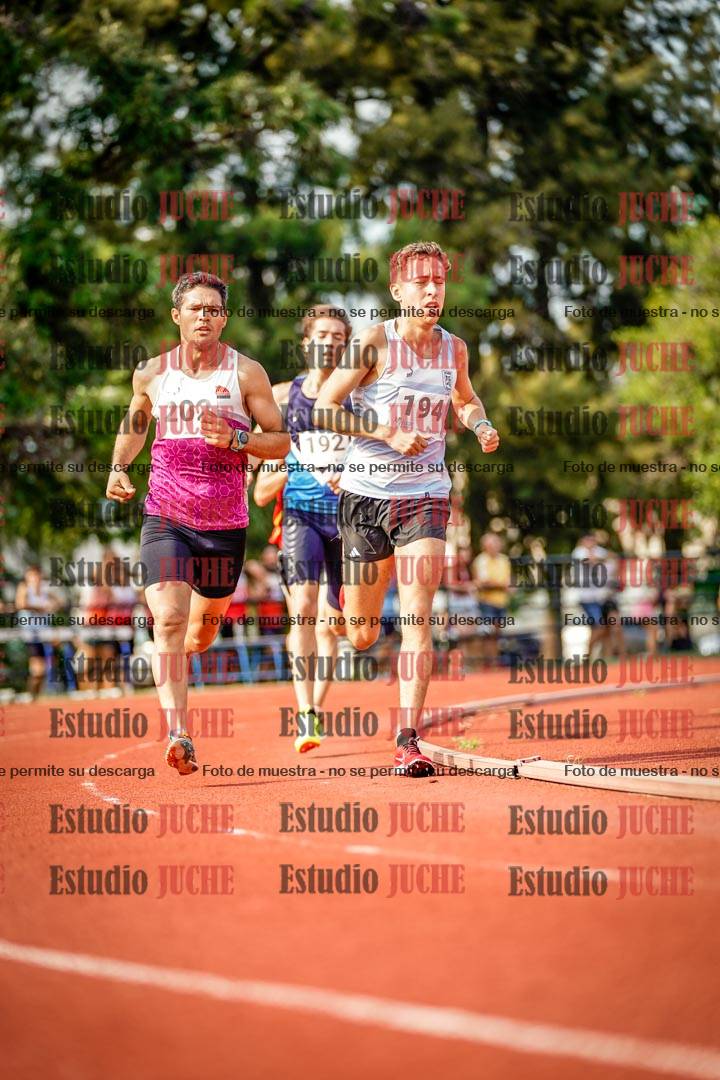 Fotos de los 3000 m llanos de varones