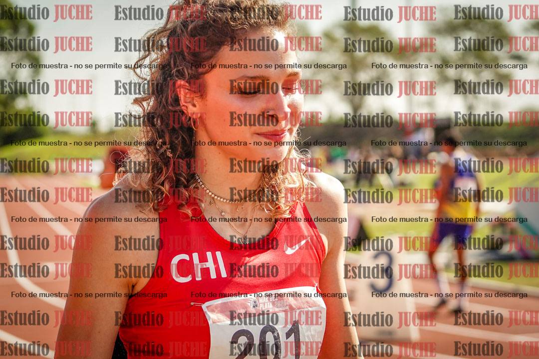 Fotos de algunos extras y podios del día 1