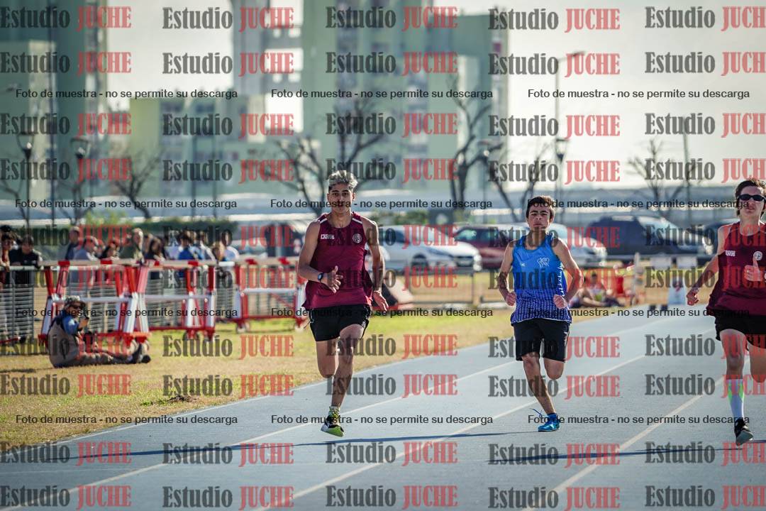 Fotos de los 100 m llanos de varones