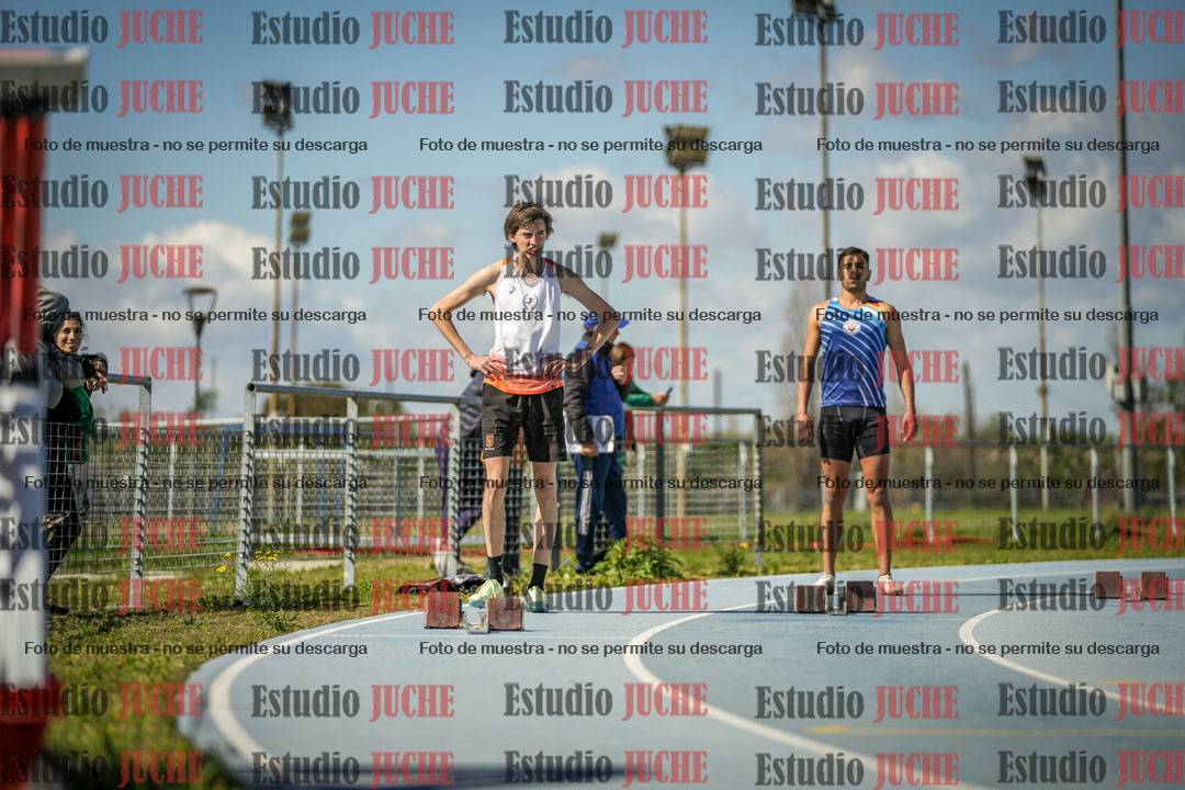 Fotos de los 200 m llanos de varones