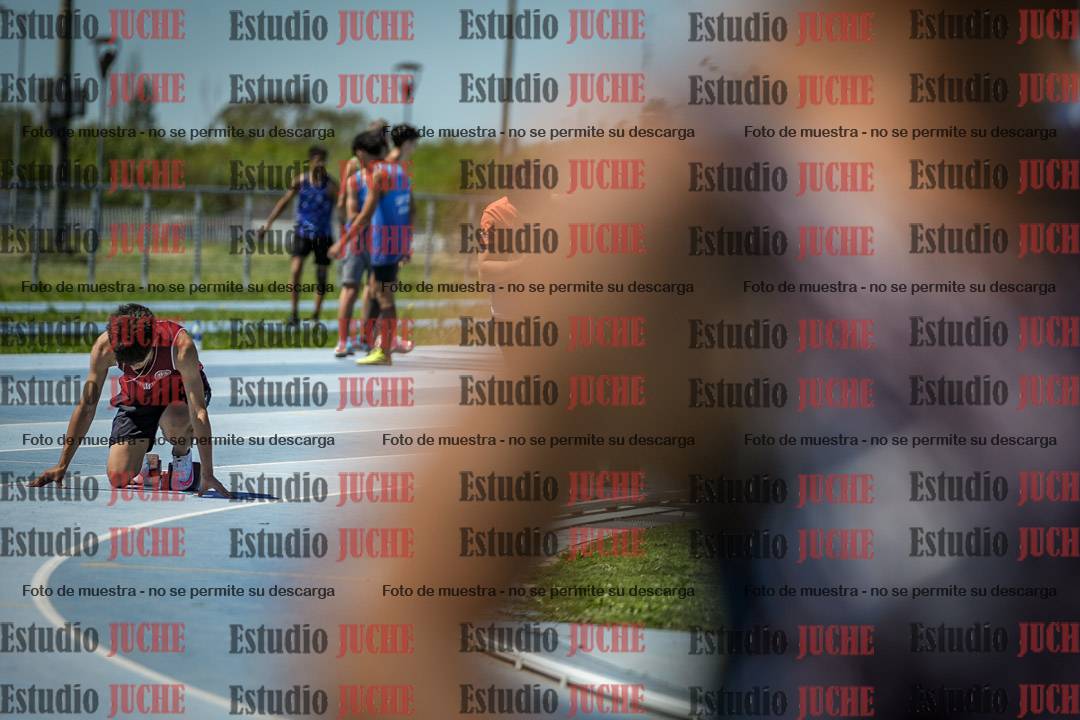 Fotos de los 200 m llanos de varones