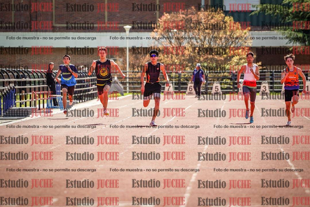 Fotos de los 200 m llanos de varones