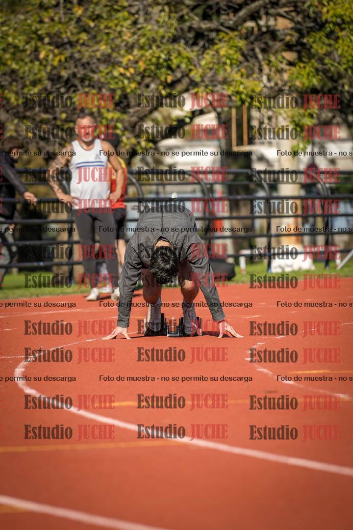 Fotos de los 200 m llanos de varones