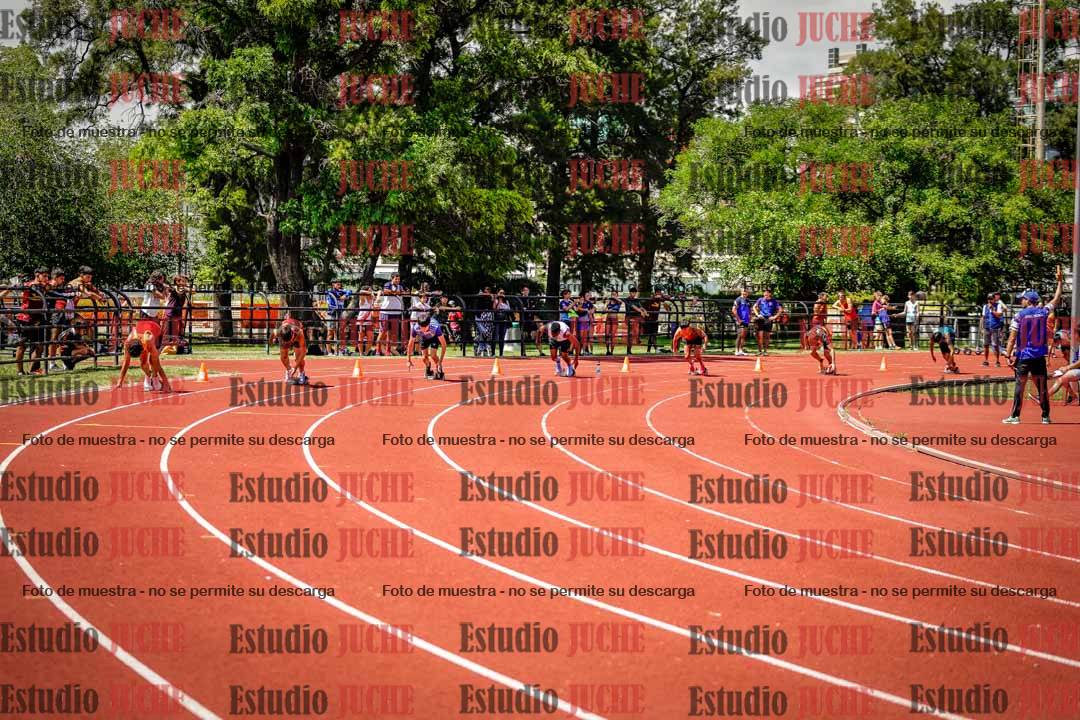 Fotos de los 200 m llanos de varones
