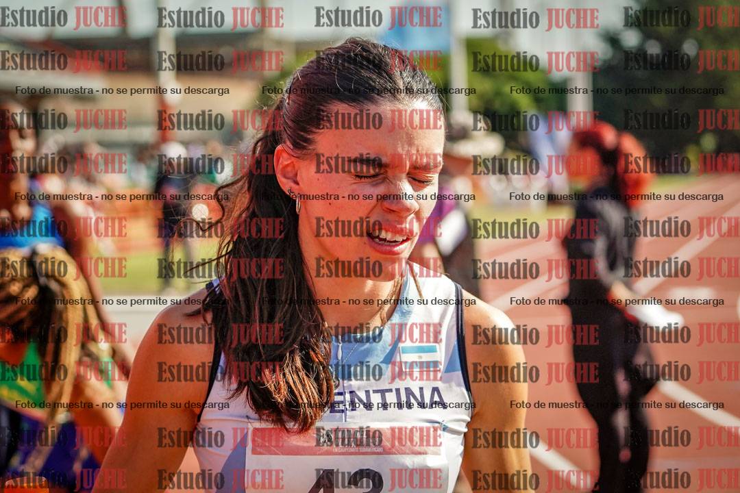 Fotos de algunos extras y podios del día 1