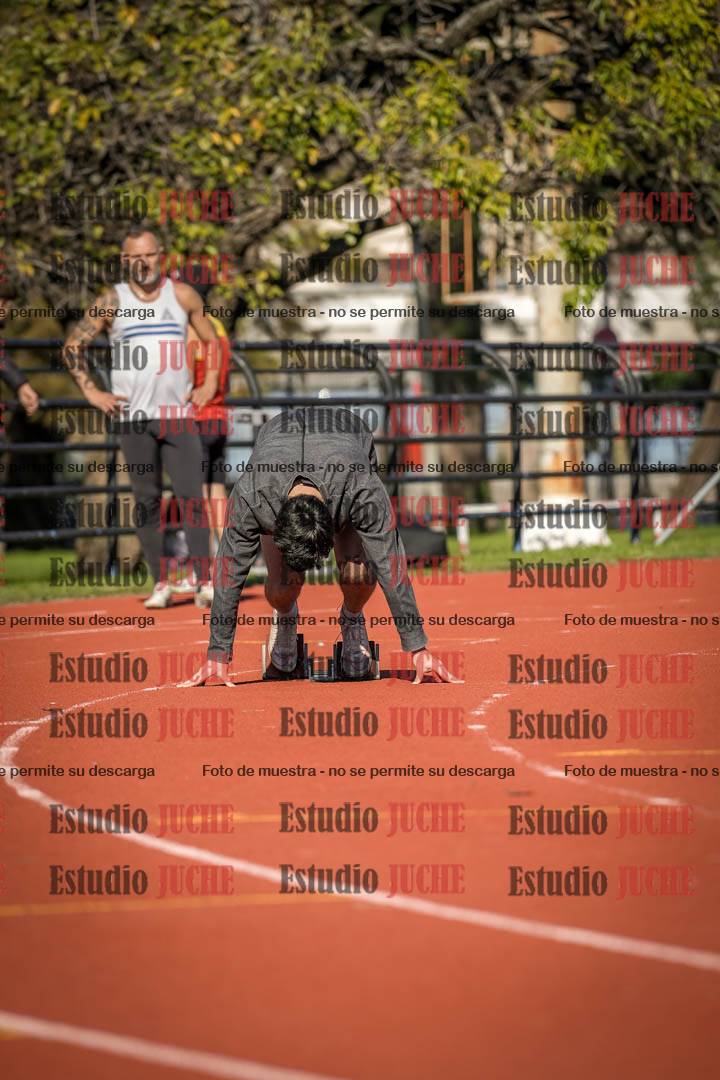 Fotos de los 200 m llanos de varones