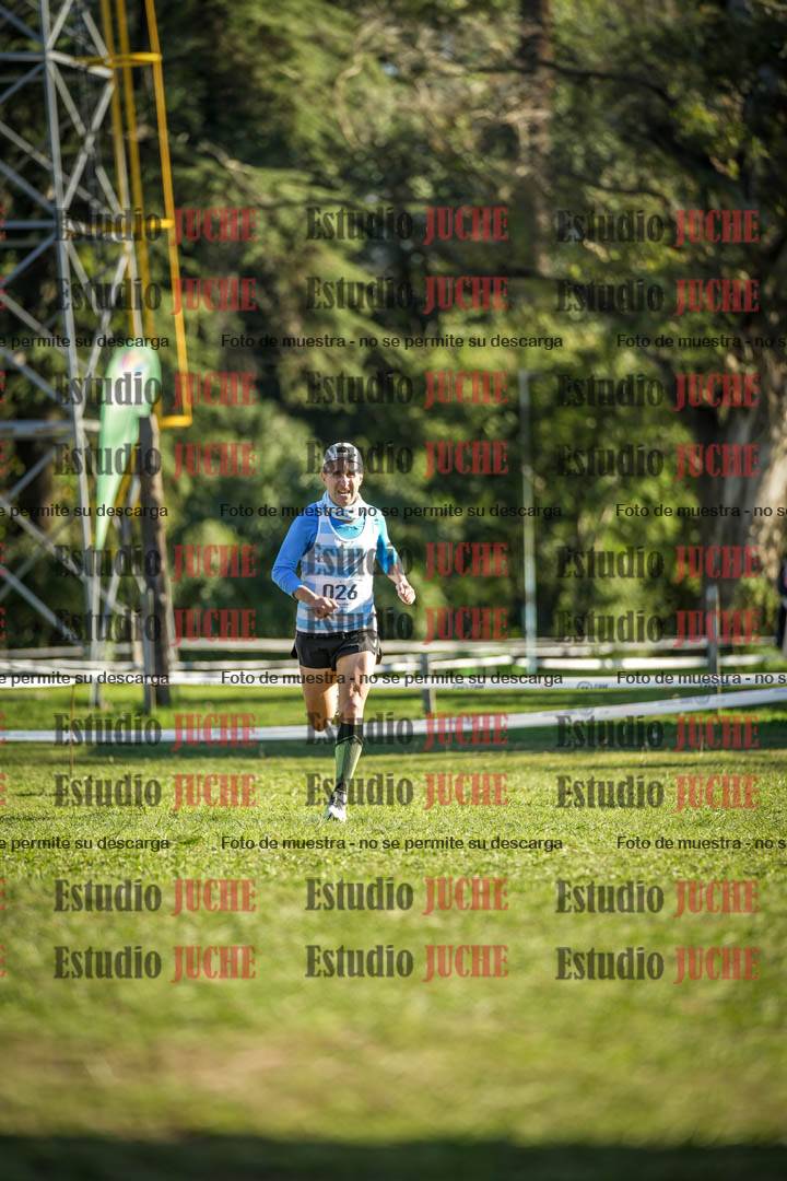 Fotos de la llegada del cross de 4000 m - varones