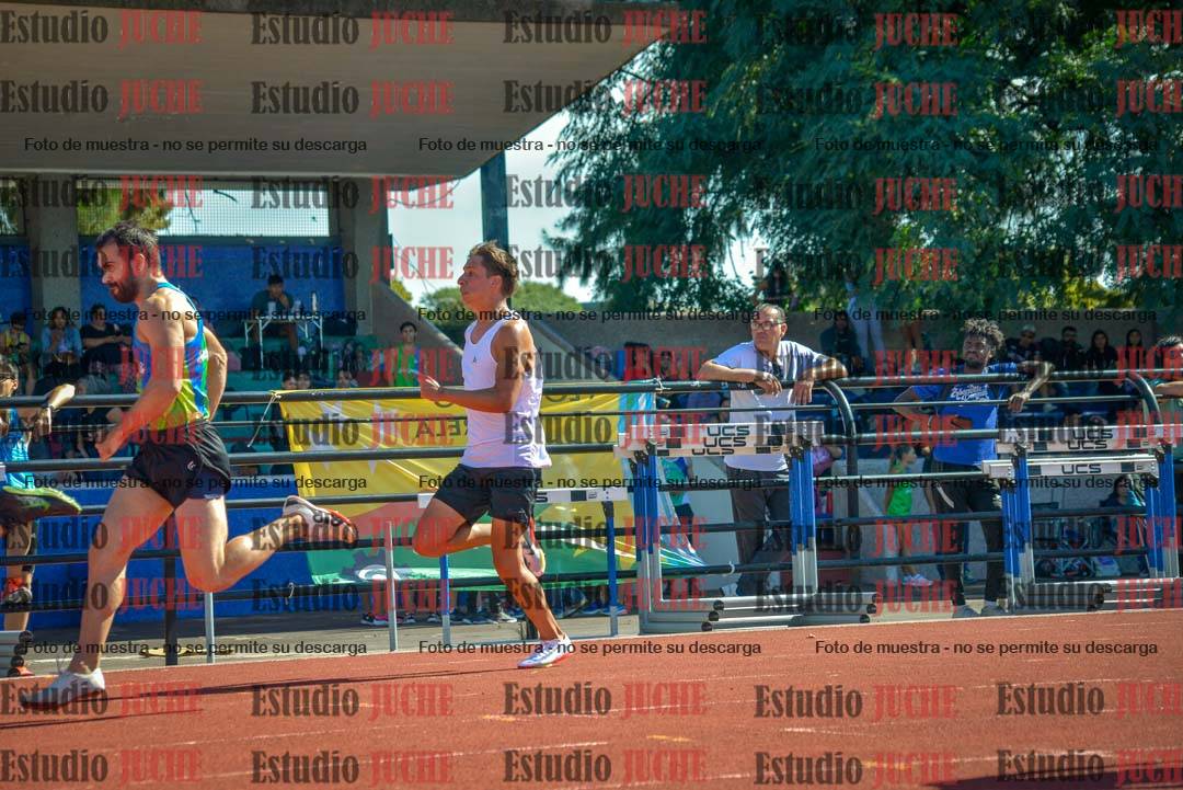 Fotos de los 100 m llanos de varones