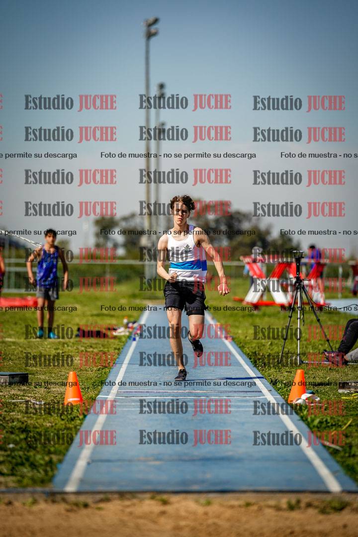 Fotos del salto triple de varones