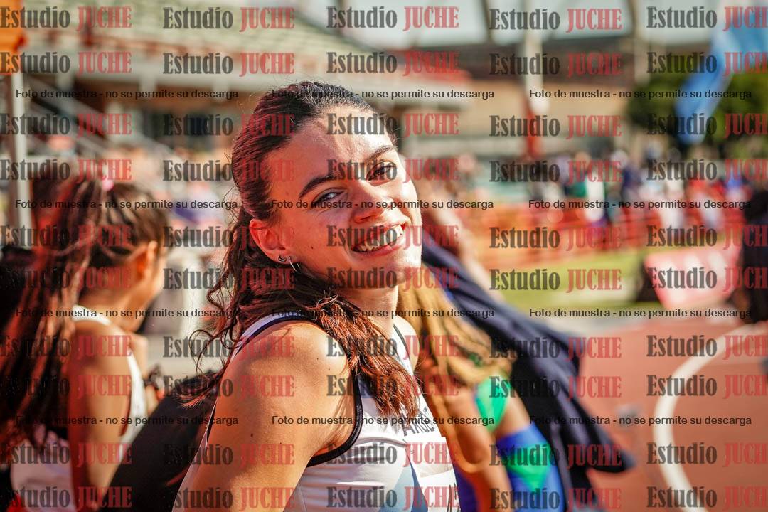 Fotos de algunos extras y podios del día 1