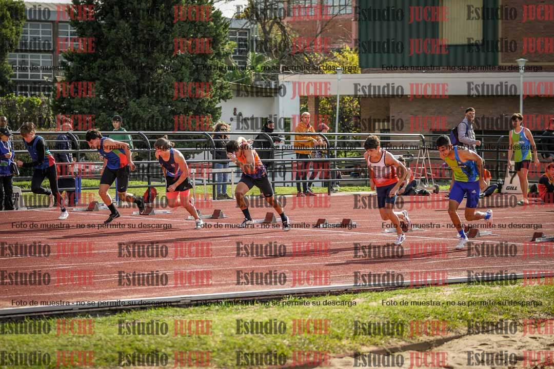 Fotos de los 100 m llanos de varones
