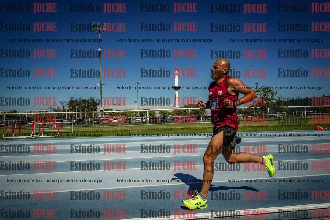 Fotos de los 5000 m de mujeres y varones - serie 2