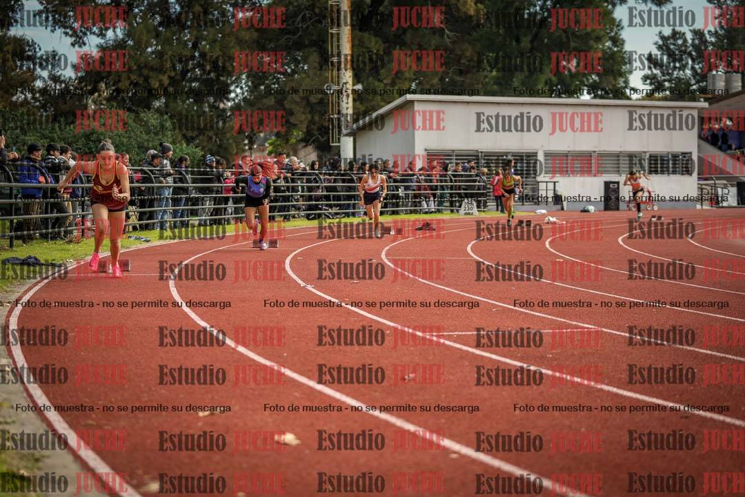 Fotos de los 400 m con vallas de mujeres