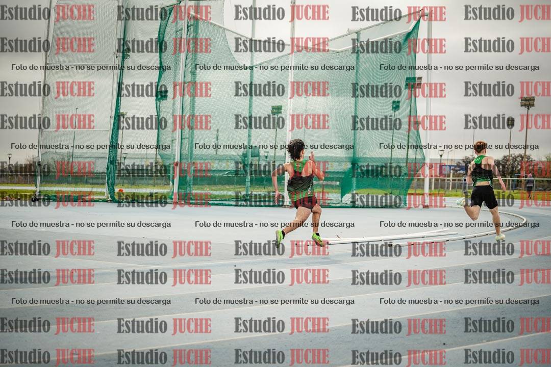 Fotos de los 400 m llanos de varones