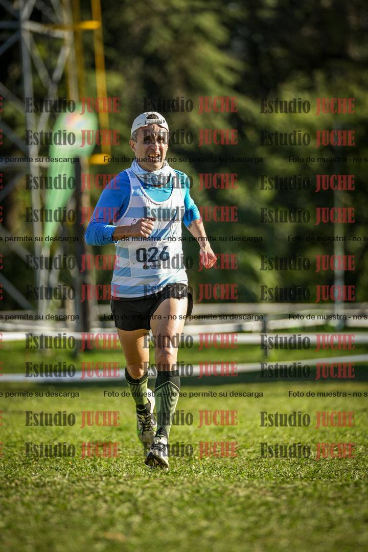 Fotos de la llegada del cross de 4000 m - varones