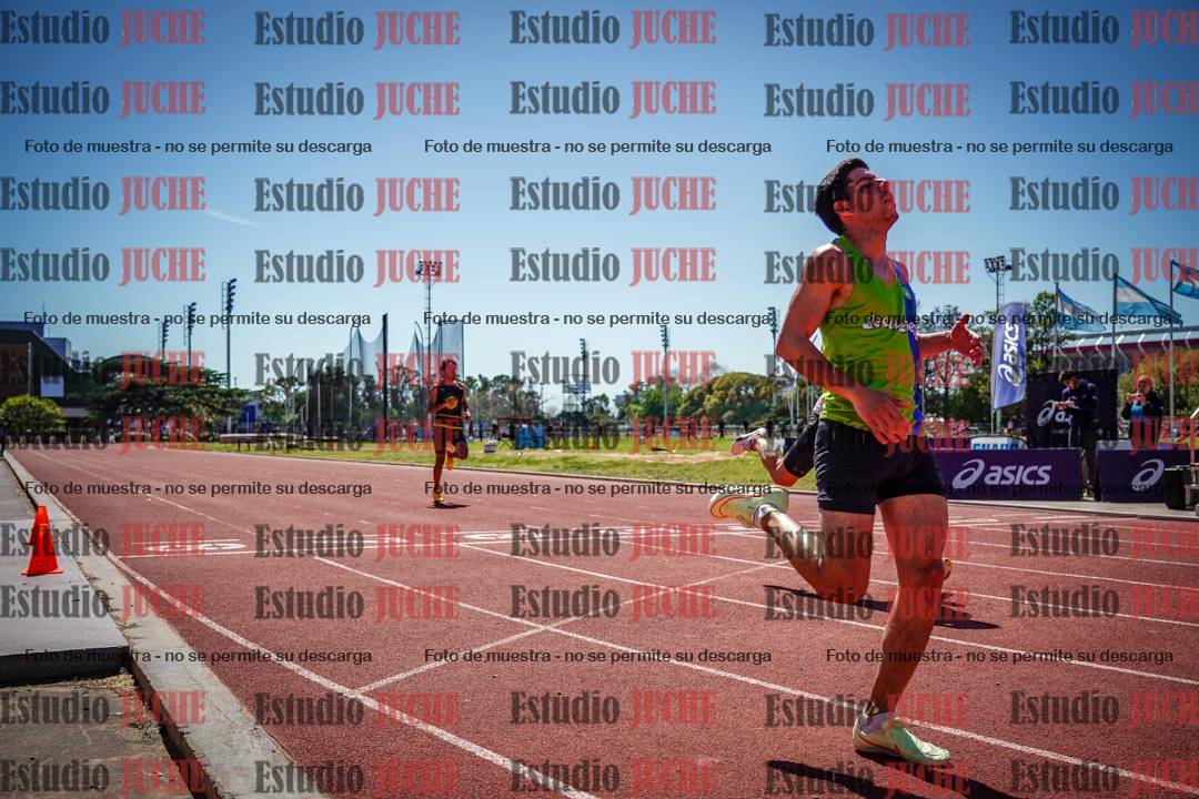 Fotos de los 200 m llanos de varones