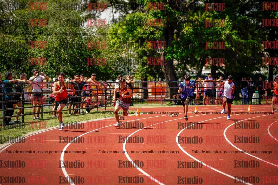 Fotos de los 200 m llanos de varones