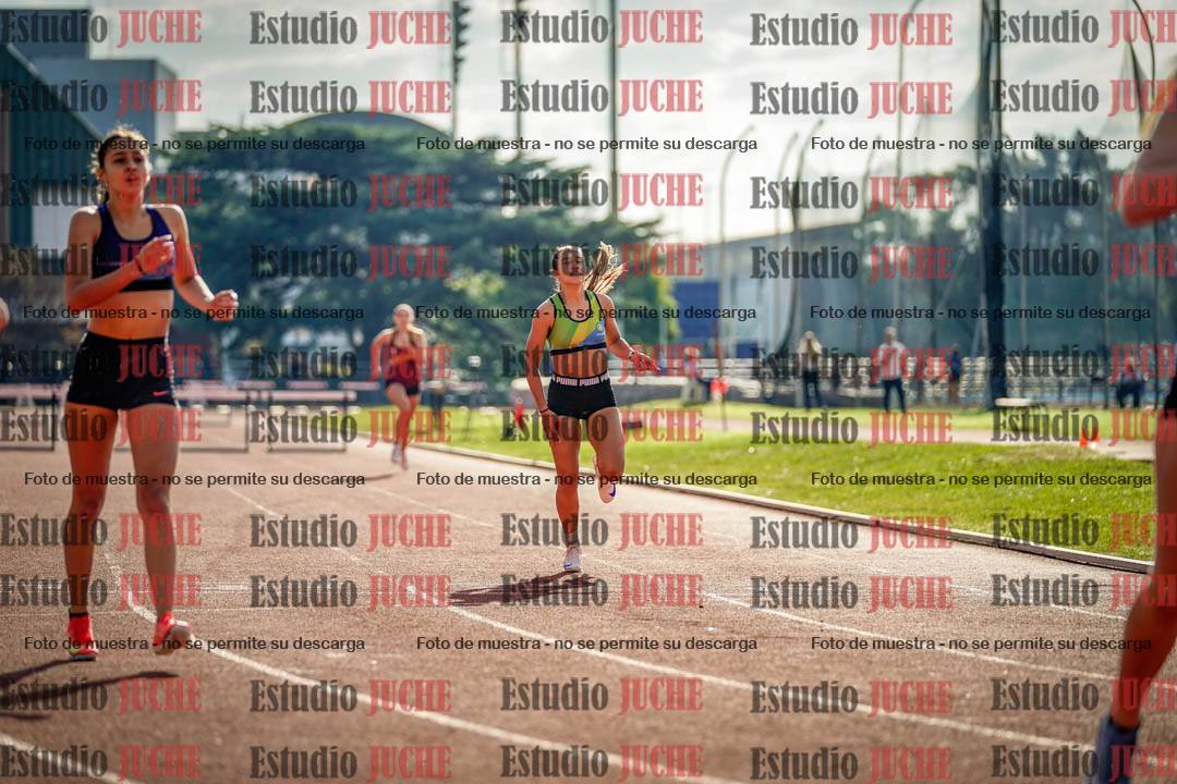 Fotos de los 400 m con vallas de mujeres