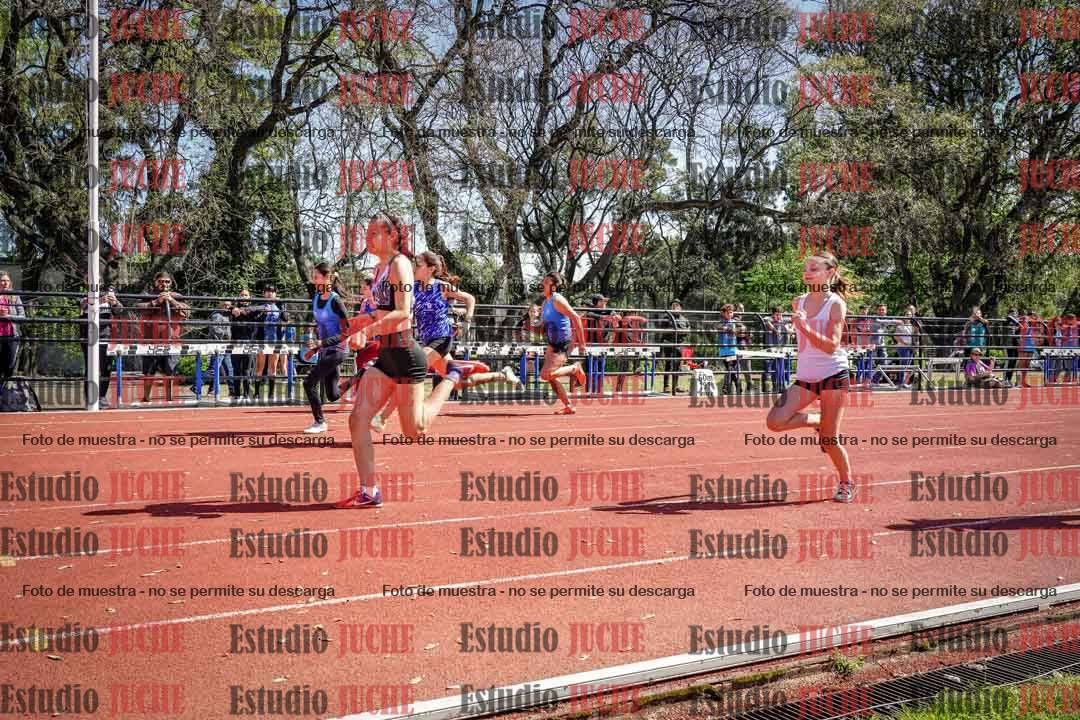 Fotos de los 80 m llanos de mujeres