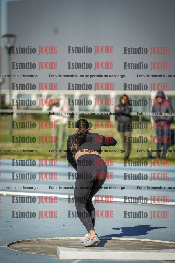 Fotos del lanzamiento de bala de mujeres - heptatlón 3