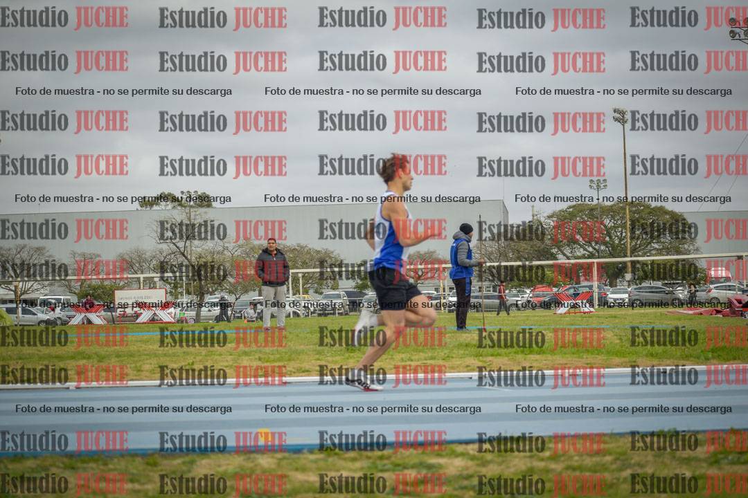 Fotos de los 400 m llanos de varones