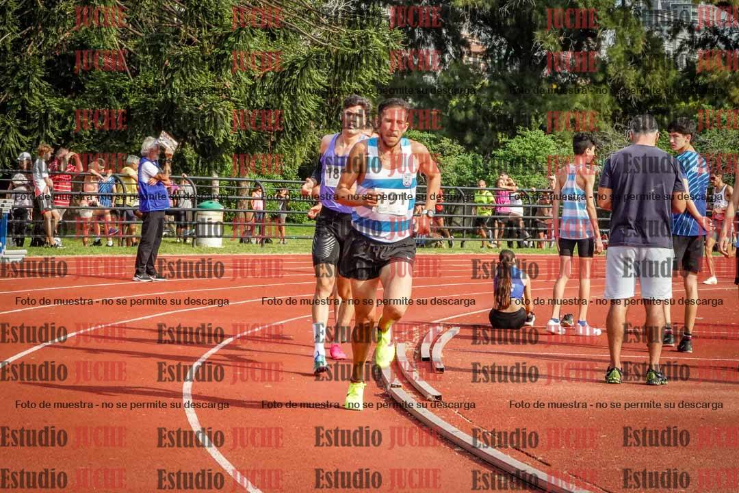 Fotos de los 3000 m llanos de varones