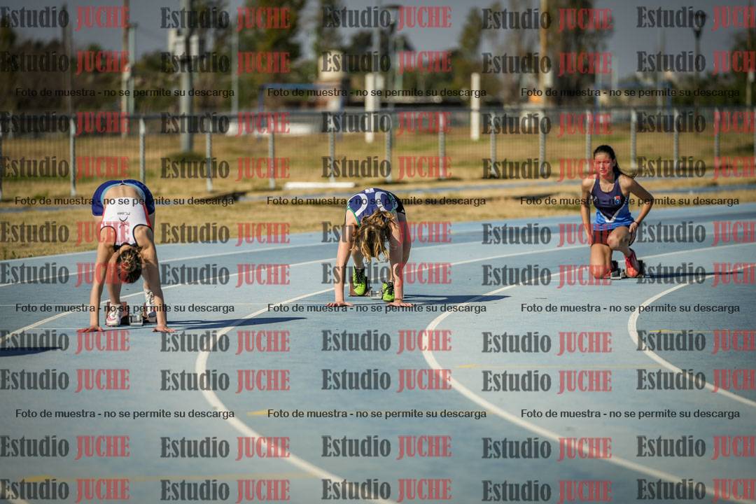 Fotos de los 200 m llanos de mujeres - combinadas 4