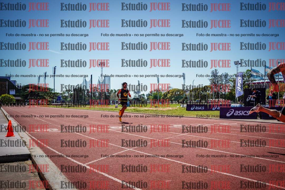 Fotos de los 200 m llanos de varones