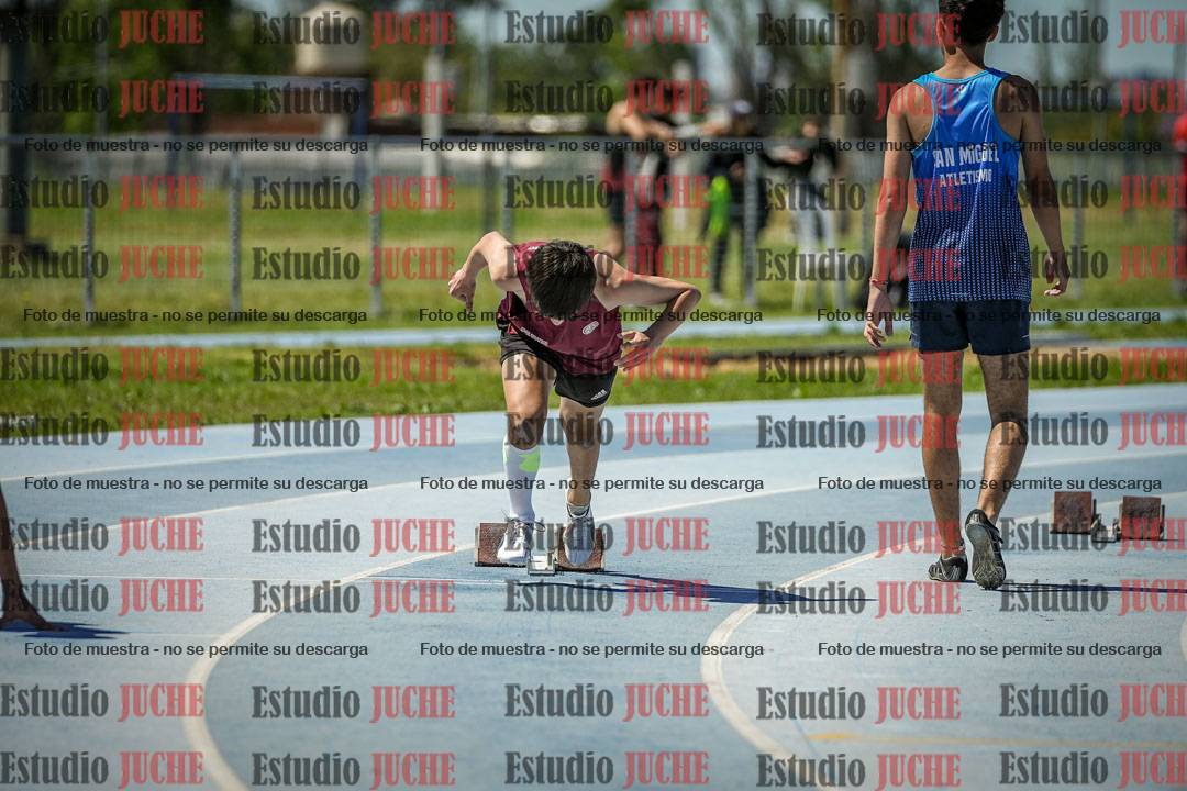 Fotos de los 200 m llanos de varones