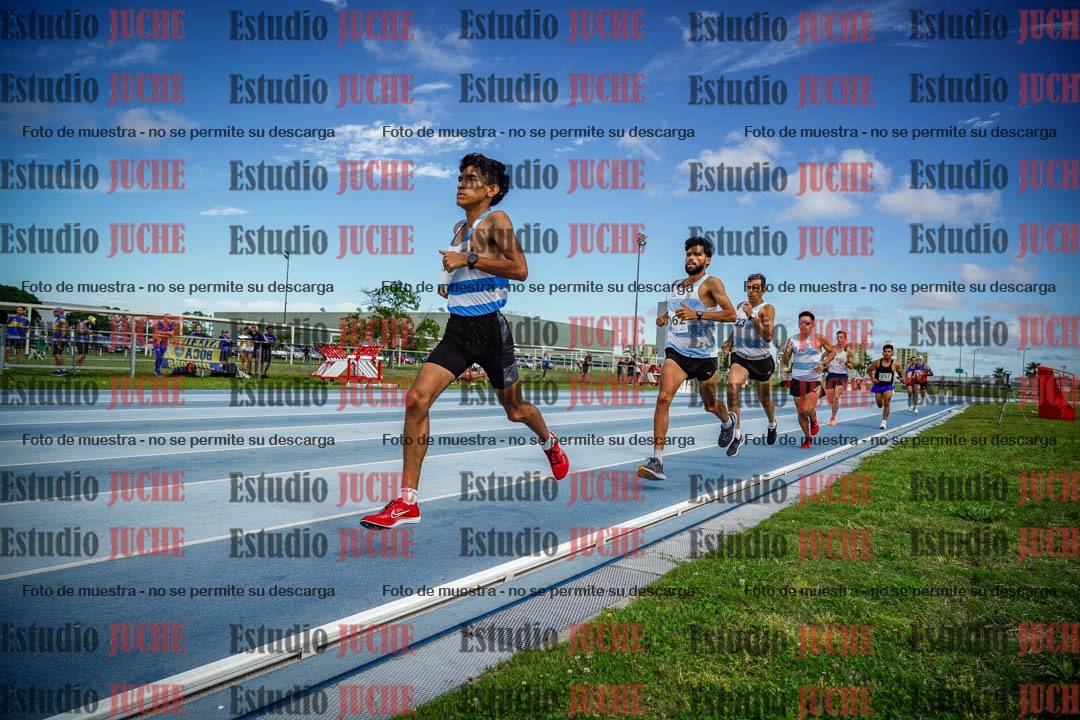 Fotos de los 1000 m llanos de varones