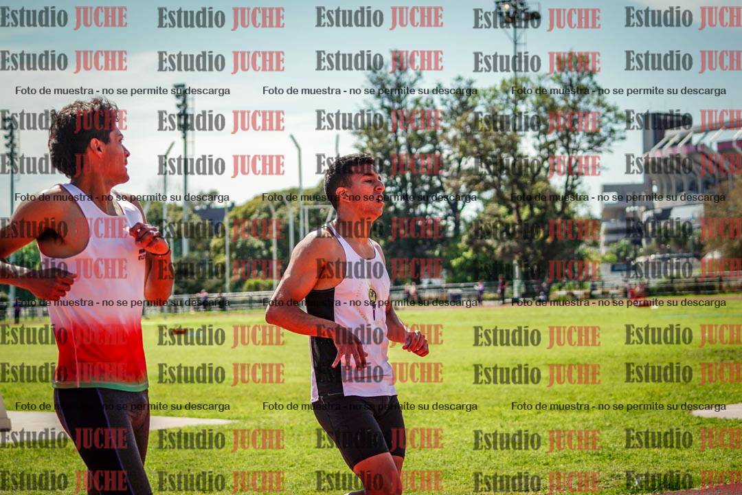 Fotos de los 200 m llanos de varones