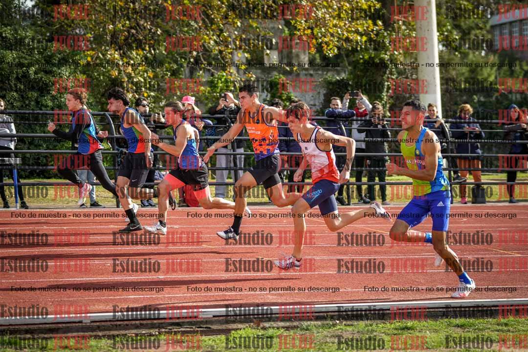Fotos de los 100 m llanos de varones