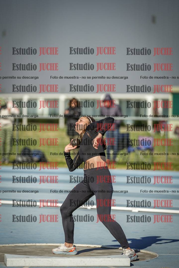 Fotos del lanzamiento de bala de mujeres - heptatlón 3