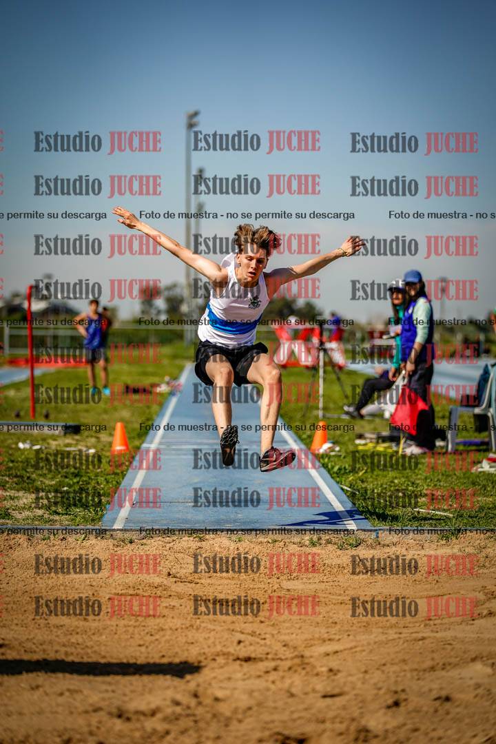 Fotos del salto triple de varones