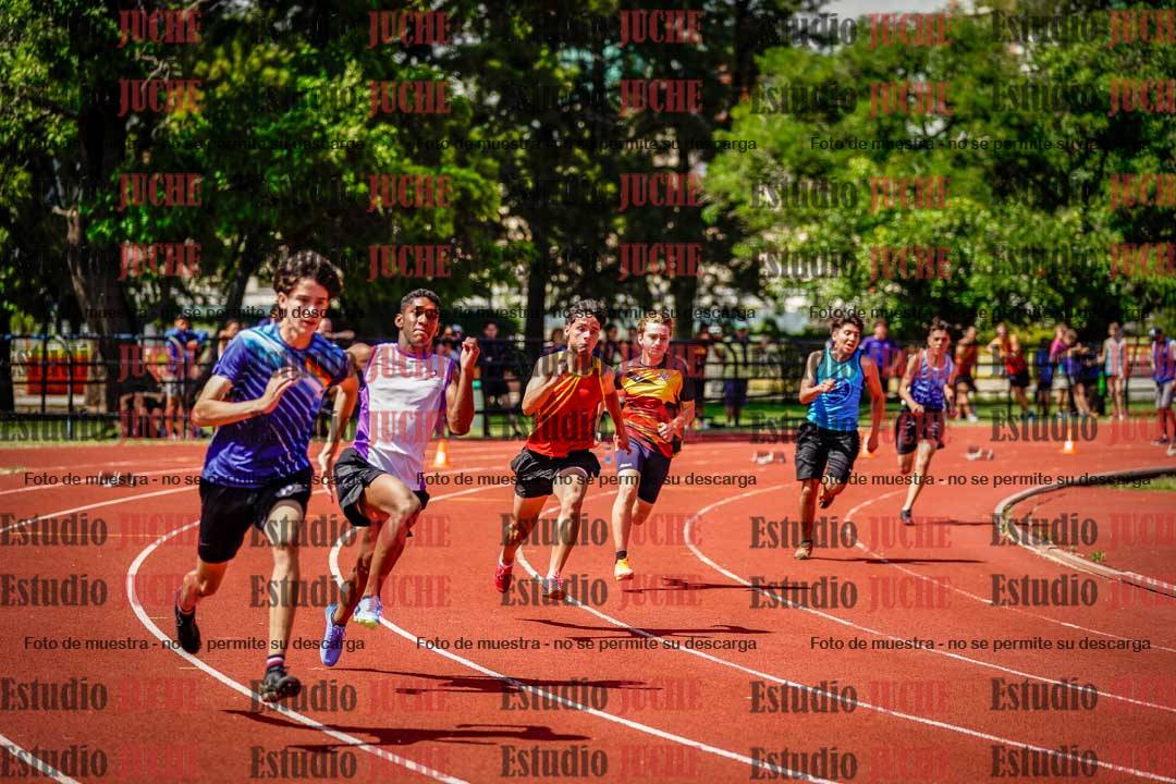Fotos de los 200 m llanos de varones