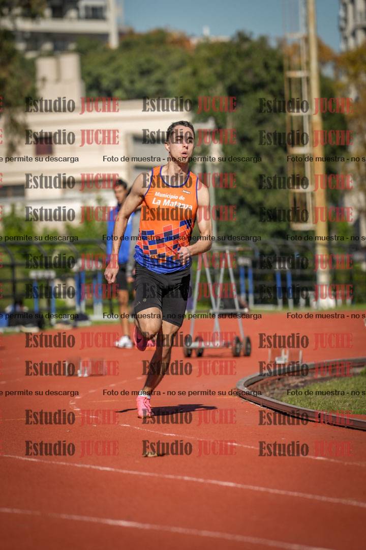 Fotos de los 200 m llanos de varones