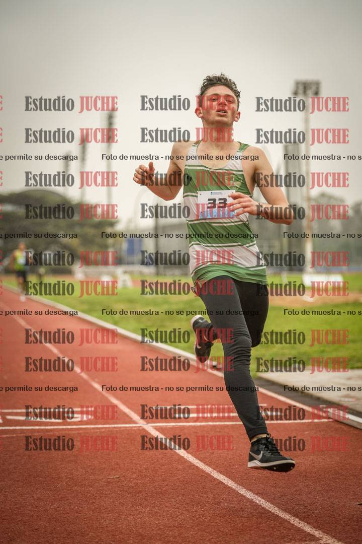 Fotos de los 800 m llanos de varones